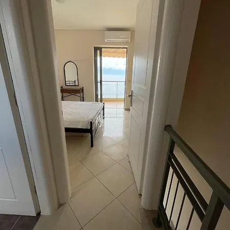 The Pearl Seaview Apartment, 10sec Walk To The Sea *