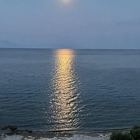 Apartman The Pearl Seaview Apartment, 10sec Walk To The Sea *